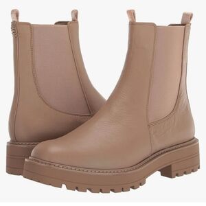 NEW Sam Edelman Women's Tan Chelsea Boots Size 9 leather upper